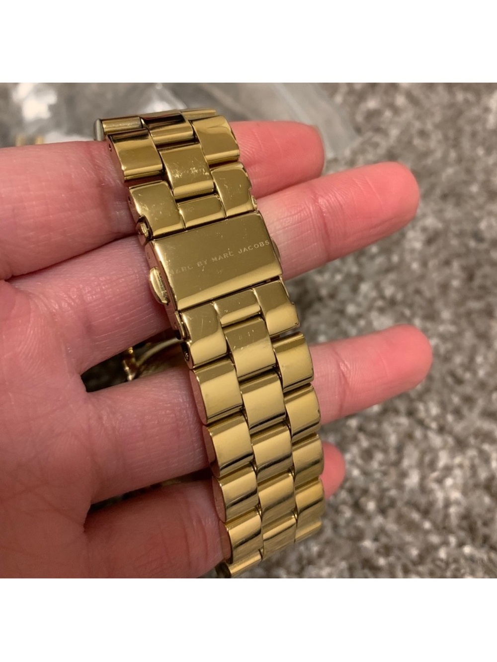 Marc by Marc Jacobs Gold Watch - Picture 4 of 5